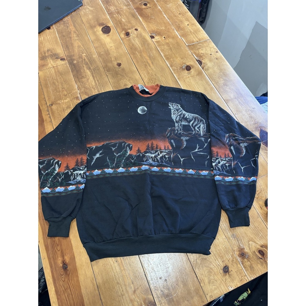 Vintage 80s Artisans Sunschein Designs Wolf Howling Moon Stars All Over Print